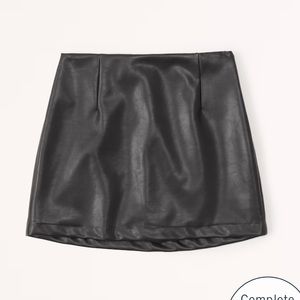 Abercrombie & Fitch Vegan Leather Mini Skort - size small